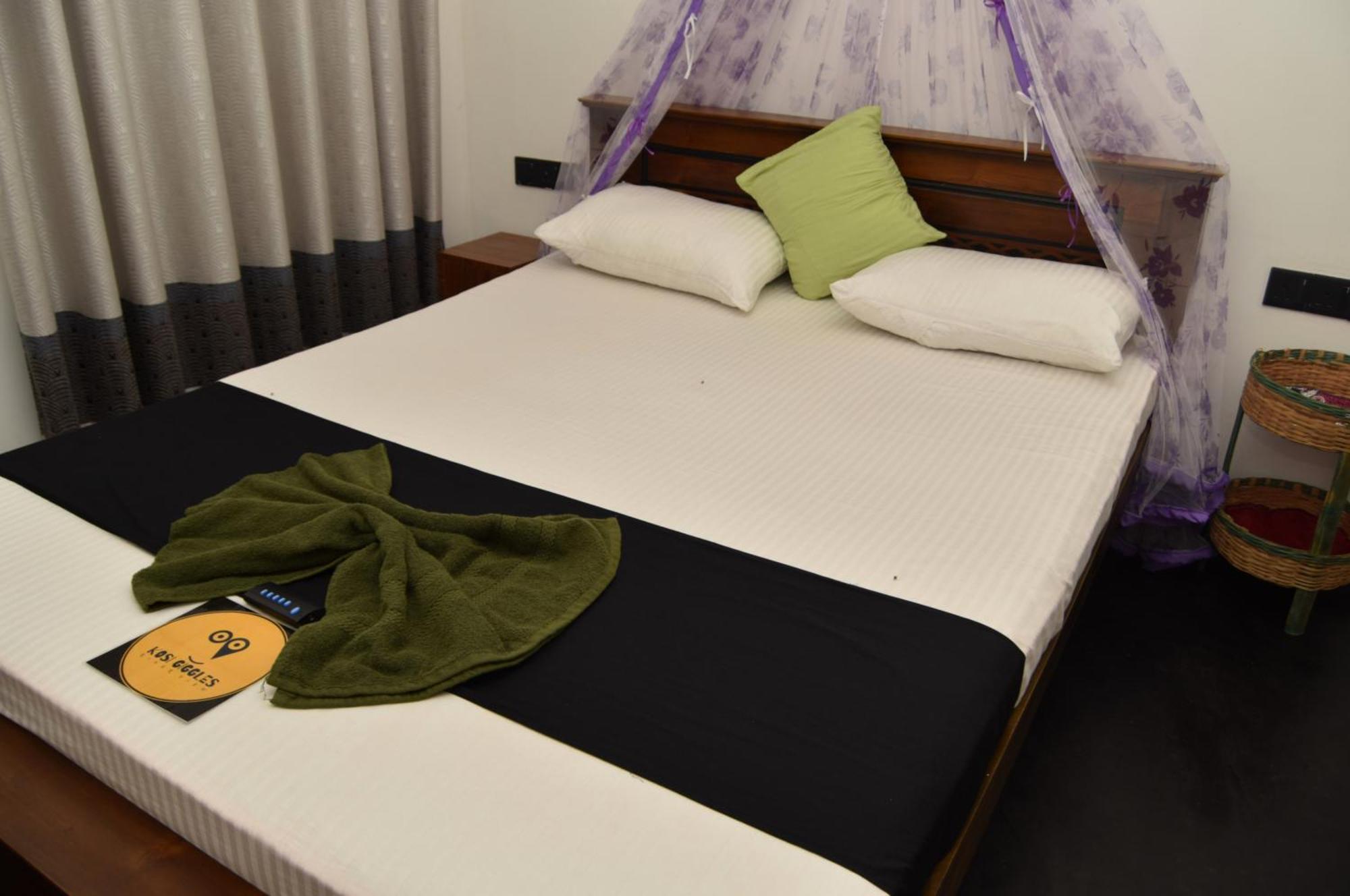Kosi Giggles Resort Велигама Экстерьер фото