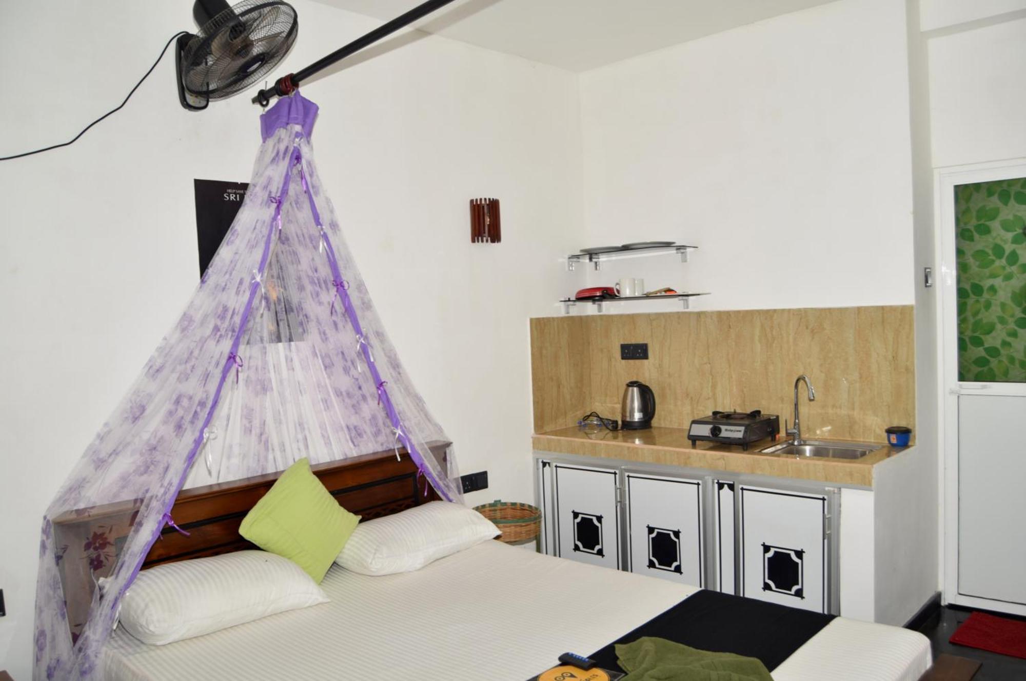 Kosi Giggles Resort Велигама Экстерьер фото