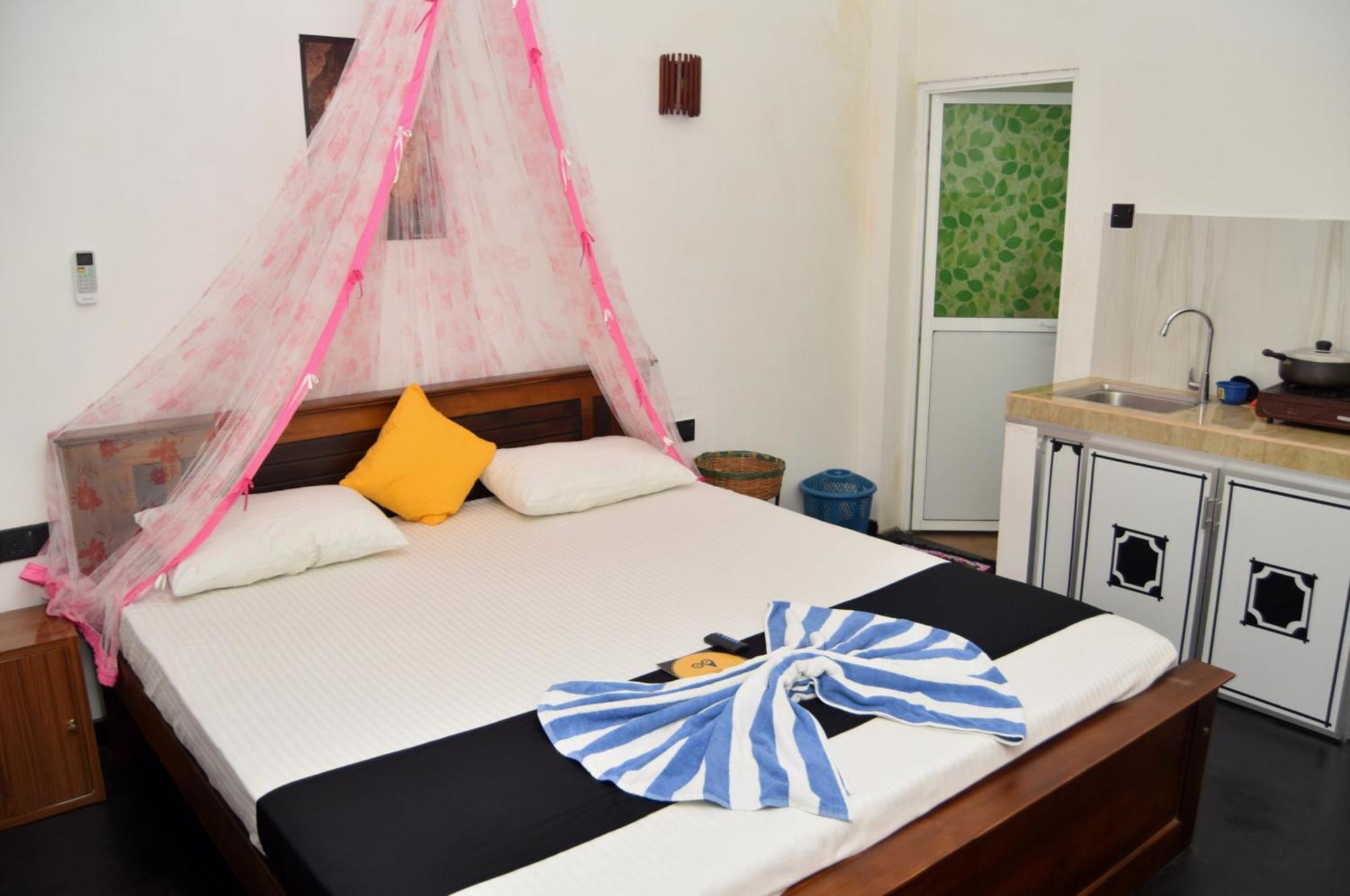 Kosi Giggles Resort Велигама Экстерьер фото