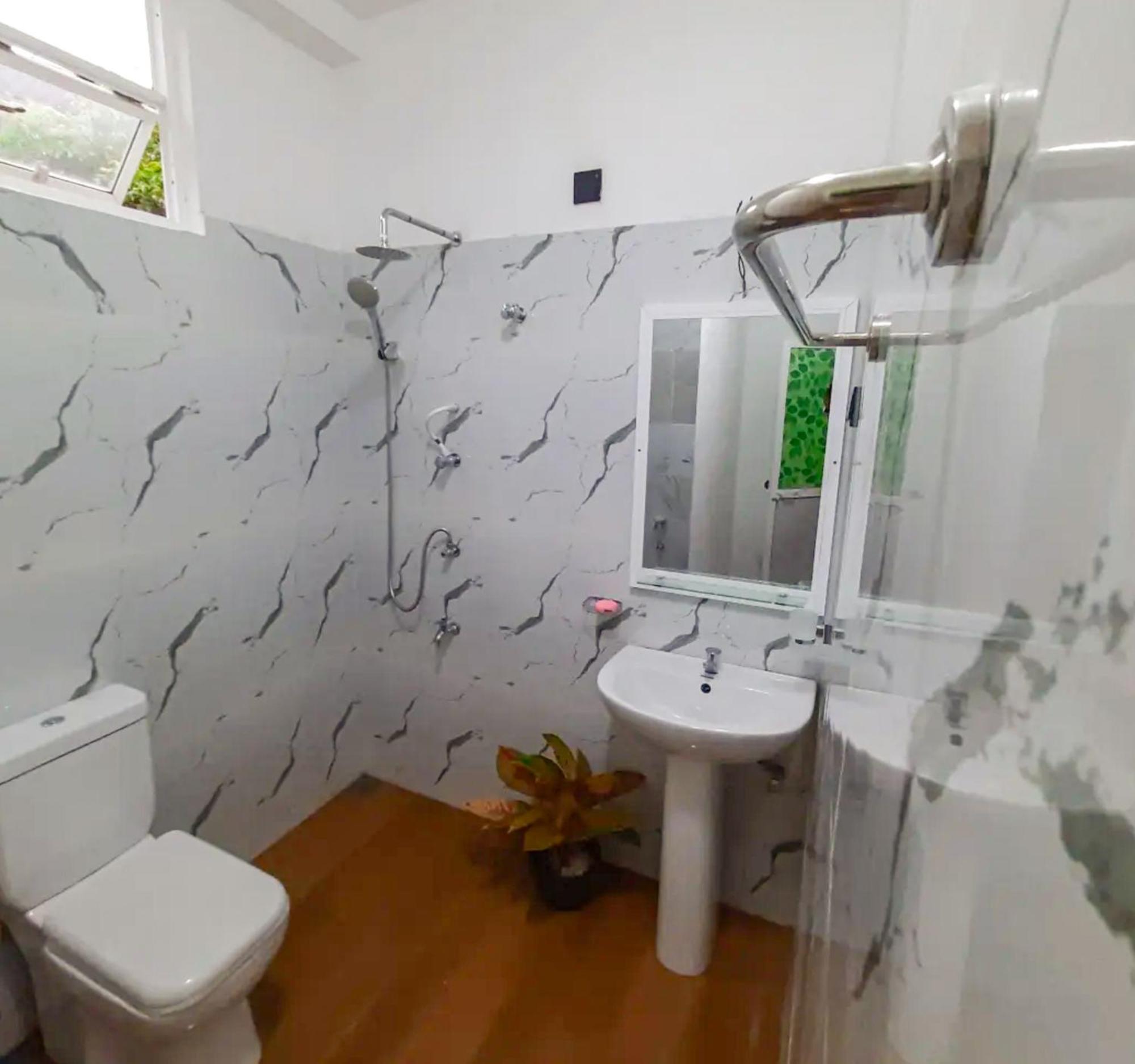 Kosi Giggles Resort Велигама Экстерьер фото