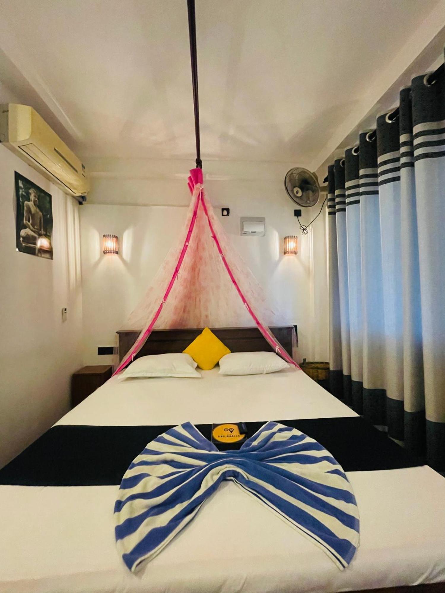 Kosi Giggles Resort Велигама Экстерьер фото